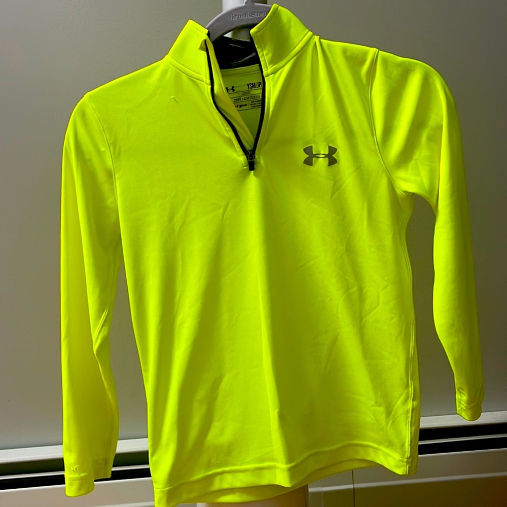 Under Armour LS, neon yellow shirt. Size small. It’s the hot color!